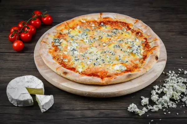 4. QUATTRO FORMAGGI